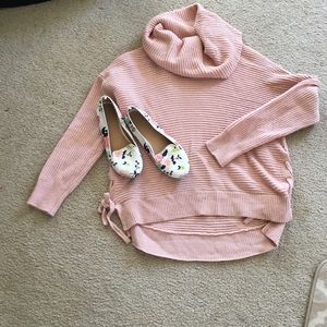 Junior peach sweater